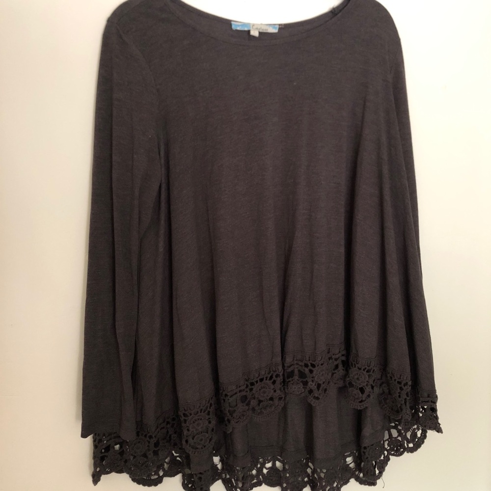 Grey long sleeve
